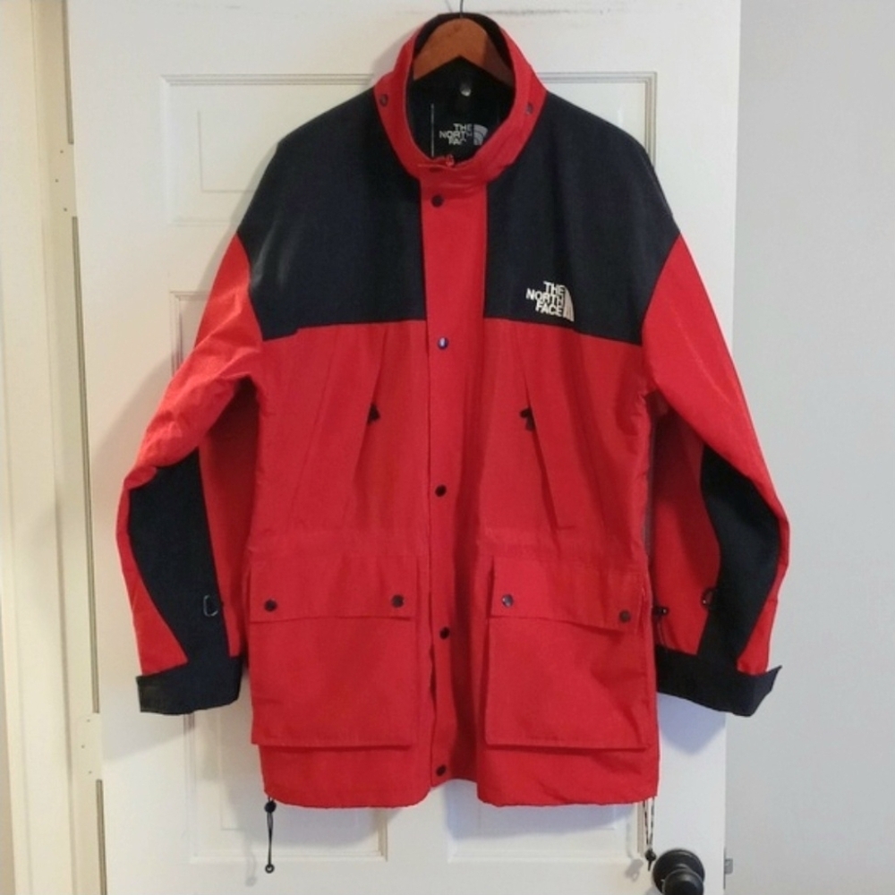 🌬VTG The North Face🌬 - Red/Black Mountain Gore-Tex Coat